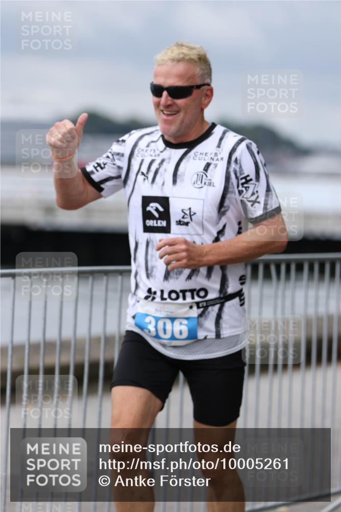 16.08.2026 - KN Förde Triathlon 2026 Antke Förster http://msf.ph/oto/10005261 16.08.2026 11:55:49 Laufen 306 meine-sportfotos.de