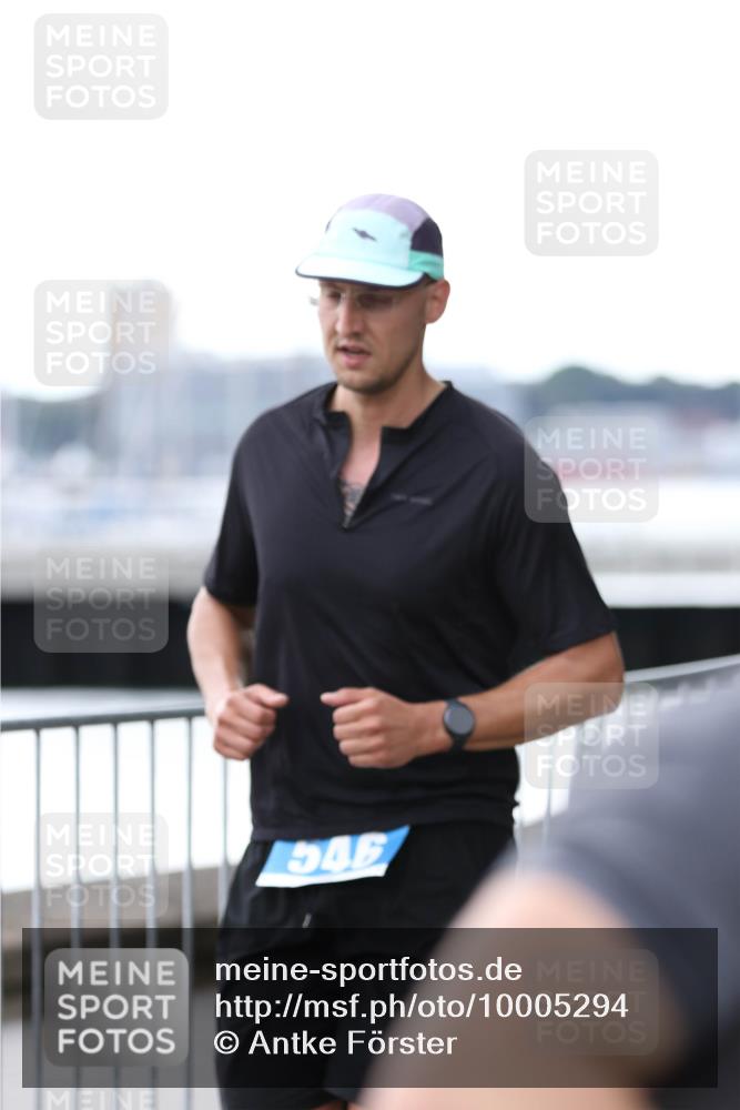 16.08.2026 - KN Förde Triathlon 2026 Antke Förster http://msf.ph/oto/10005294 16.08.2026 13:39:58 Laufen 546 meine-sportfotos.de