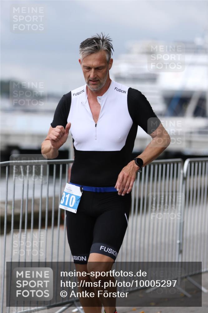 16.08.2026 - KN Förde Triathlon 2026 Antke Förster http://msf.ph/oto/10005297 16.08.2026 11:55:57 Laufen 310 meine-sportfotos.de
