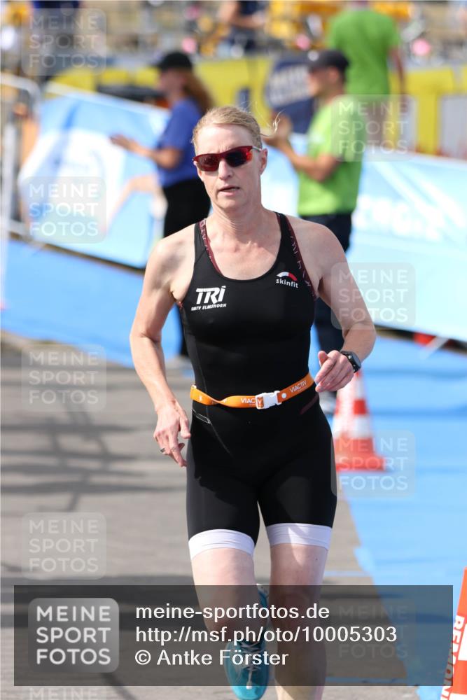16.08.2026 - KN Förde Triathlon 2026 Antke Förster http://msf.ph/oto/10005303 16.08.2026 15:57:16 Laufen  meine-sportfotos.de