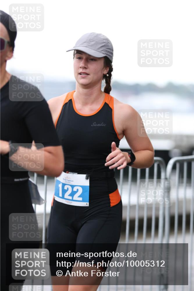 16.08.2026 - KN Förde Triathlon 2026 Antke Förster http://msf.ph/oto/10005312 16.08.2026 10:16:20 Laufen 122 meine-sportfotos.de