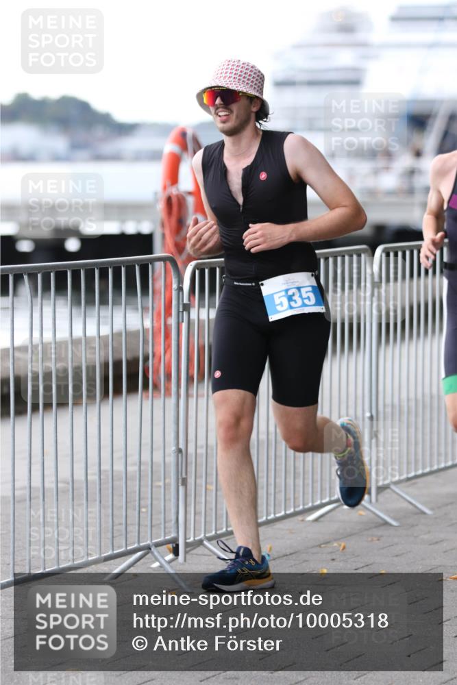 16.08.2026 - KN Förde Triathlon 2026 Antke Förster http://msf.ph/oto/10005318 16.08.2026 13:40:07 Laufen 535 meine-sportfotos.de
