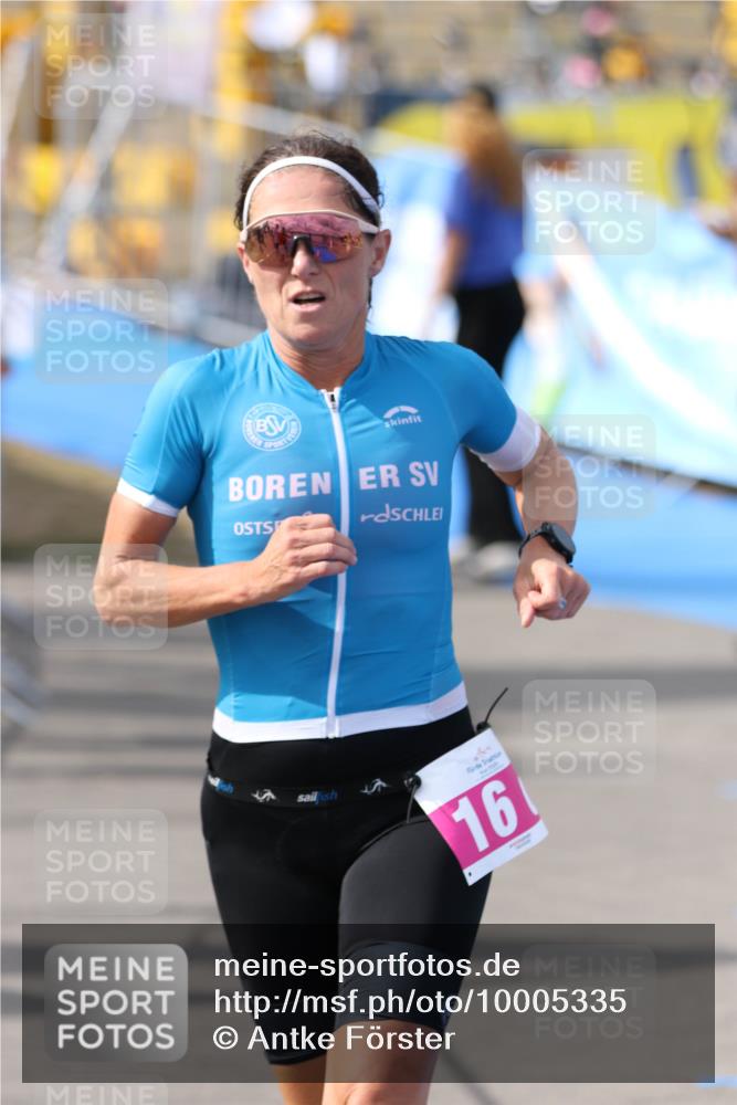 16.08.2026 - KN Förde Triathlon 2026 Antke Förster http://msf.ph/oto/10005335 16.08.2026 15:58:03 Laufen 16 meine-sportfotos.de