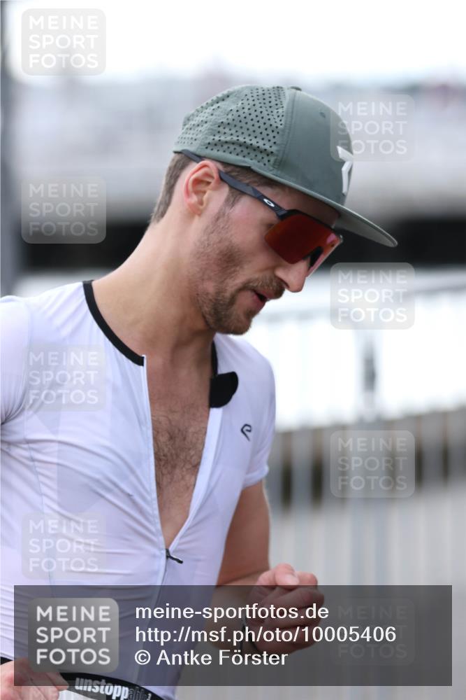 16.08.2026 - KN Förde Triathlon 2026 Antke Förster http://msf.ph/oto/10005406 16.08.2026 13:40:39 Laufen  meine-sportfotos.de