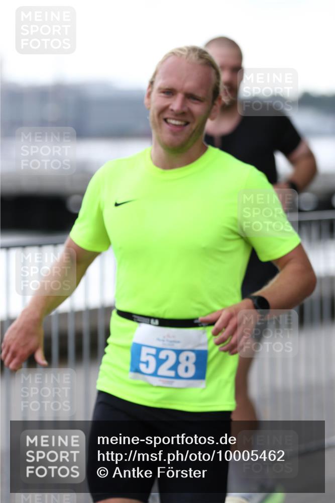 16.08.2026 - KN Förde Triathlon 2026 Antke Förster http://msf.ph/oto/10005462 16.08.2026 13:40:52 Laufen 528 meine-sportfotos.de