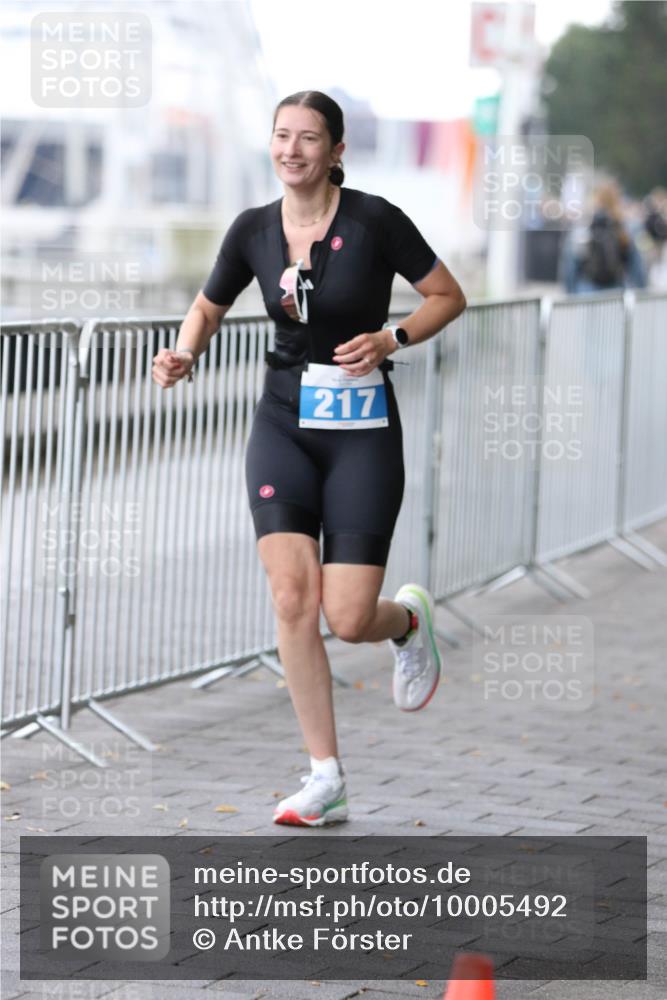 16.08.2026 - KN Förde Triathlon 2026 Antke Förster http://msf.ph/oto/10005492 16.08.2026 10:17:25 Laufen 217 meine-sportfotos.de