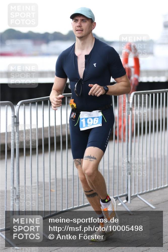16.08.2026 - KN Förde Triathlon 2026 Antke Förster http://msf.ph/oto/10005498 16.08.2026 13:41:04 Laufen 196 meine-sportfotos.de