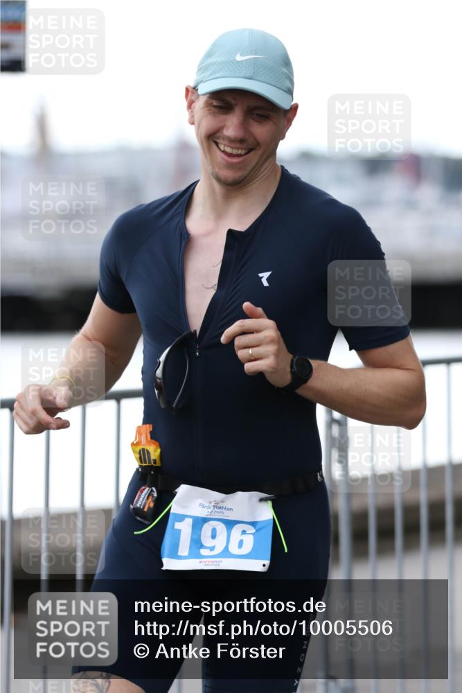16.08.2026 - KN Förde Triathlon 2026 Antke Förster http://msf.ph/oto/10005506 16.08.2026 13:41:05 Laufen 2026, 196, 0 meine-sportfotos.de