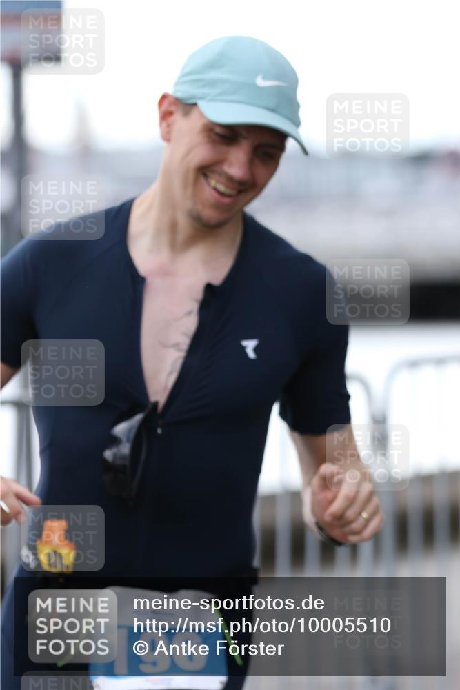 16.08.2026 - KN Förde Triathlon 2026 Antke Förster http://msf.ph/oto/10005510 16.08.2026 13:41:05 Laufen 196 meine-sportfotos.de