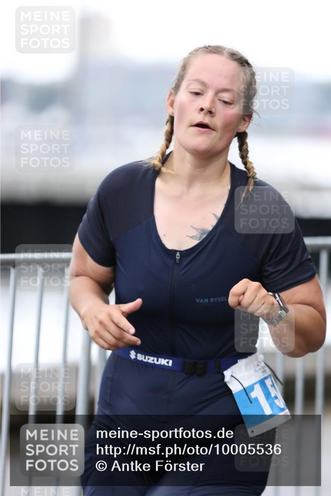 16.08.2026 - KN Förde Triathlon 2026 Antke Förster http://msf.ph/oto/10005536 16.08.2026 10:17:38 Laufen  meine-sportfotos.de