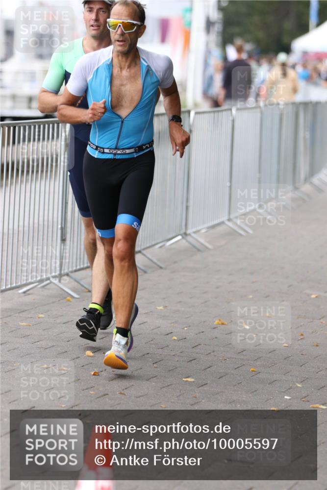 16.08.2026 - KN Förde Triathlon 2026 Antke Förster http://msf.ph/oto/10005597 16.08.2026 11:57:27 Laufen  meine-sportfotos.de