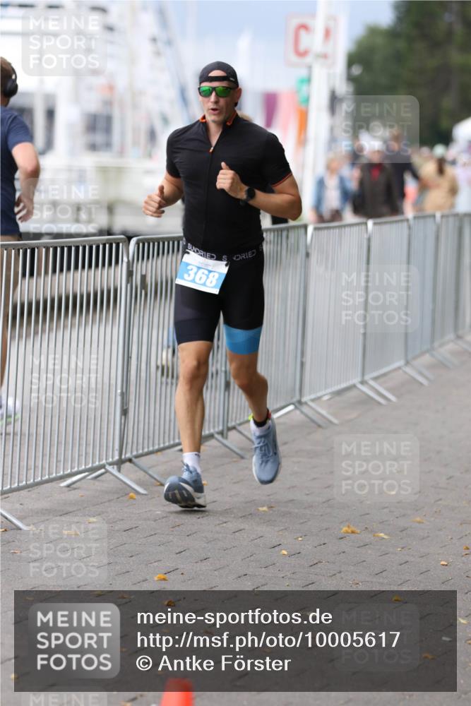 16.08.2026 - KN Förde Triathlon 2026 Antke Förster http://msf.ph/oto/10005617 16.08.2026 11:57:36 Laufen 368, 12 meine-sportfotos.de
