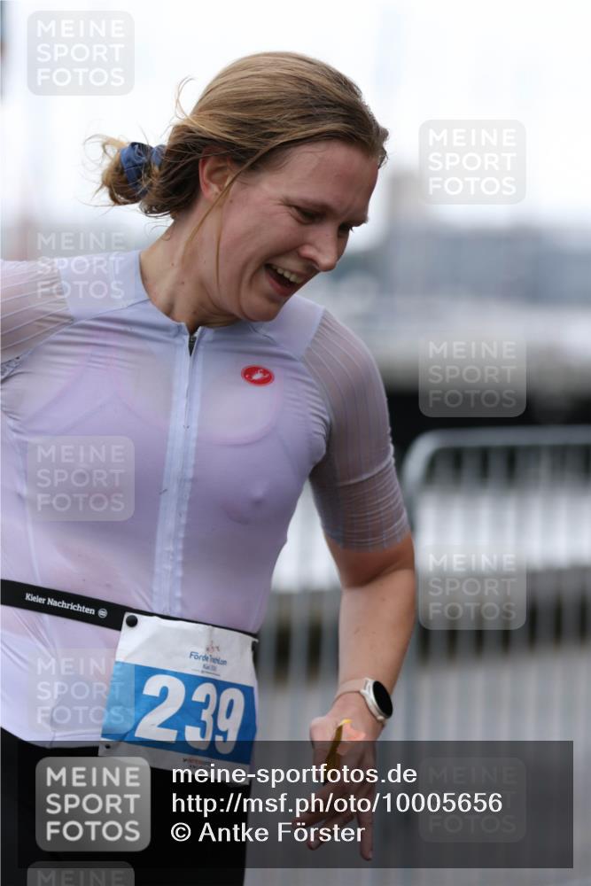 16.08.2026 - KN Förde Triathlon 2026 Antke Förster http://msf.ph/oto/10005656 16.08.2026 10:18:06 Laufen 239 meine-sportfotos.de