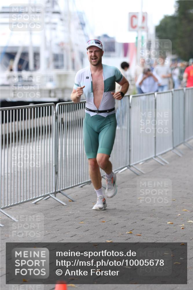 16.08.2026 - KN Förde Triathlon 2026 Antke Förster http://msf.ph/oto/10005678 16.08.2026 13:42:21 Laufen 0 meine-sportfotos.de