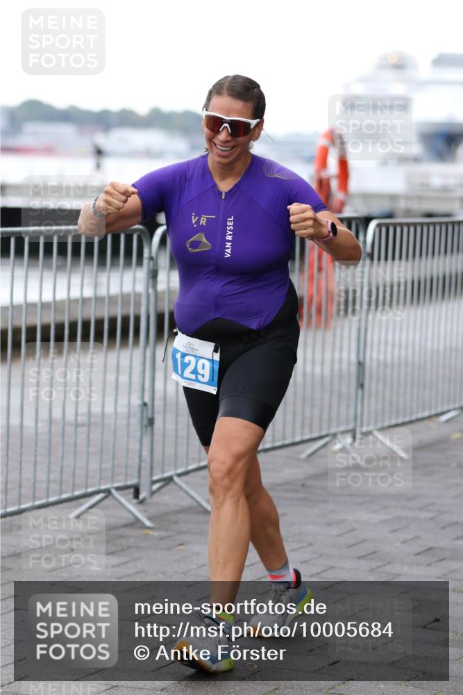 16.08.2026 - KN Förde Triathlon 2026 Antke Förster http://msf.ph/oto/10005684 16.08.2026 10:18:12 Laufen 129 meine-sportfotos.de