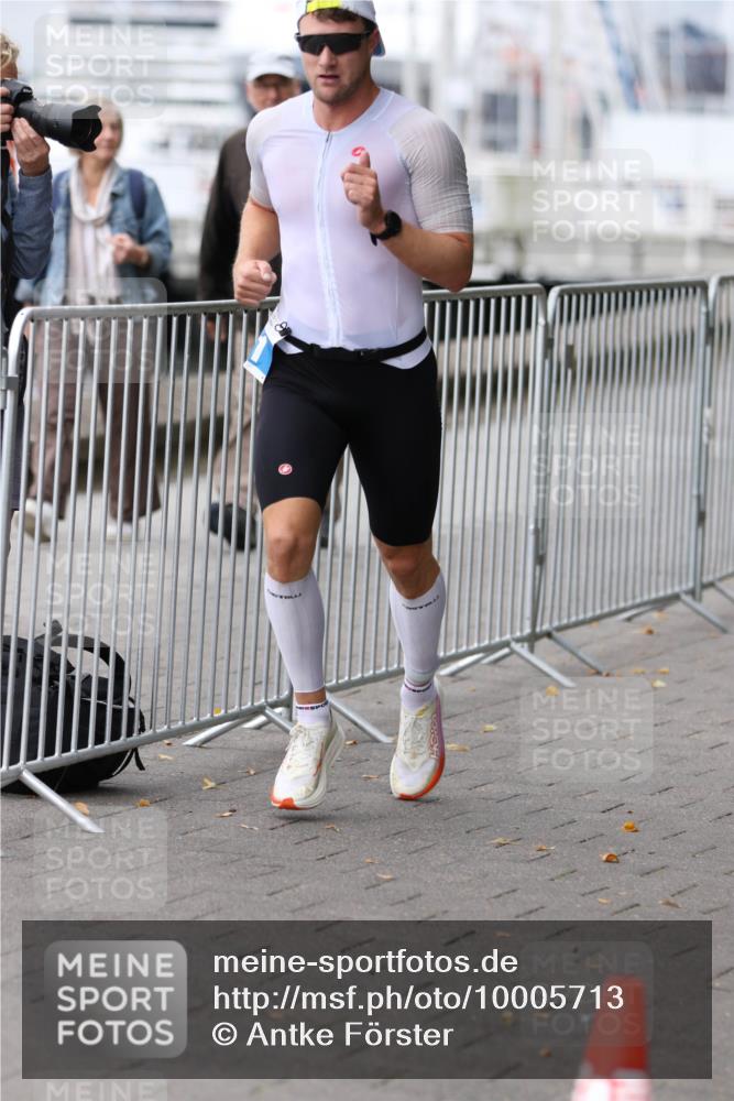 16.08.2026 - KN Förde Triathlon 2026 Antke Förster http://msf.ph/oto/10005713 16.08.2026 11:57:58 Laufen  meine-sportfotos.de