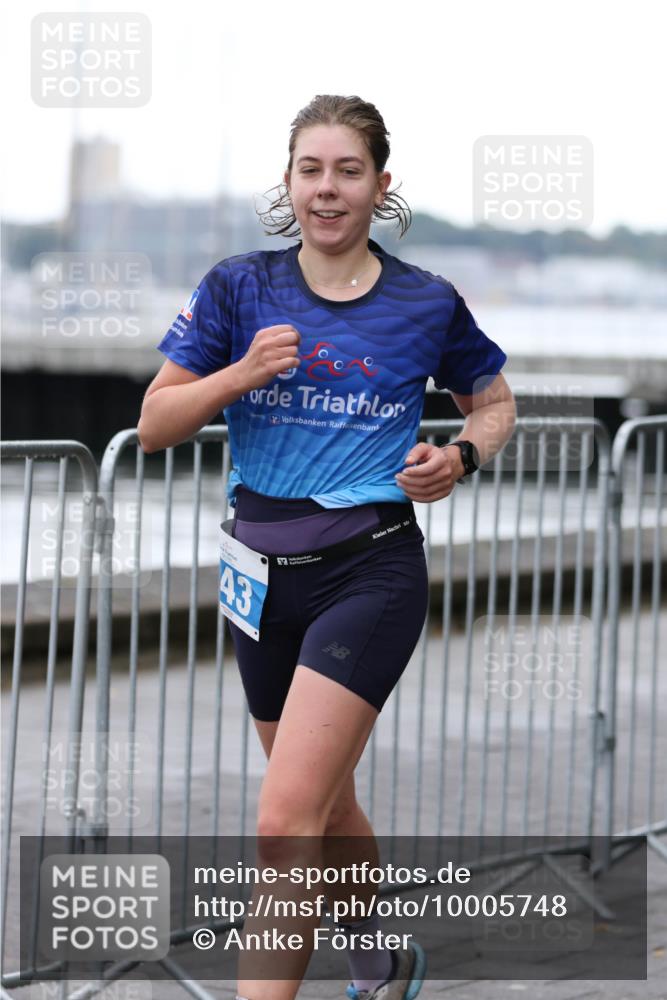16.08.2026 - KN Förde Triathlon 2026 Antke Förster http://msf.ph/oto/10005748 16.08.2026 10:18:25 Laufen 43 meine-sportfotos.de