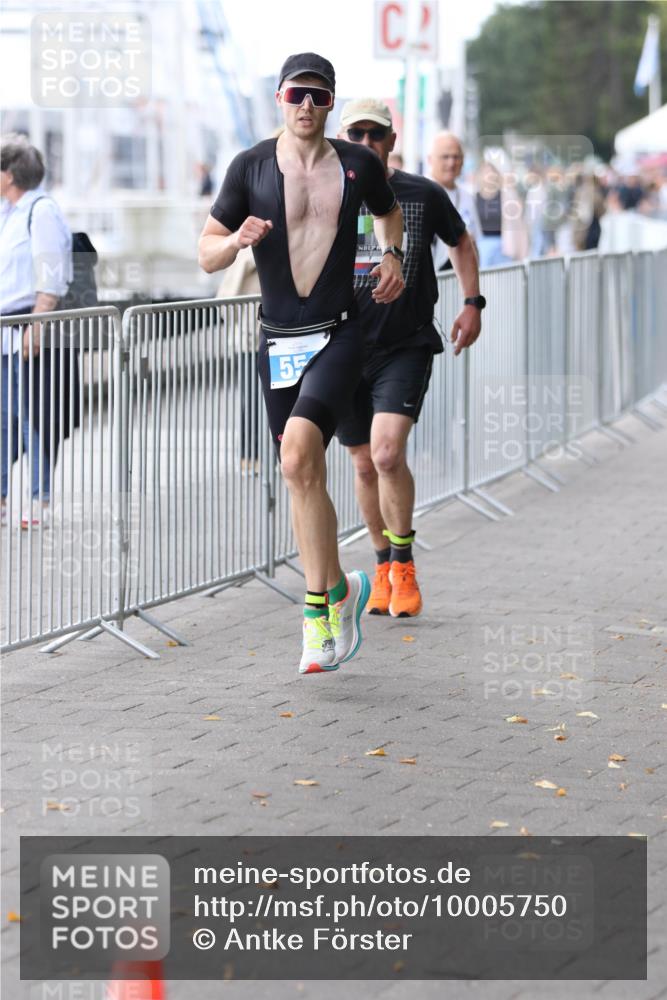 16.08.2026 - KN Förde Triathlon 2026 Antke Förster http://msf.ph/oto/10005750 16.08.2026 13:42:48 Laufen 70, 55 meine-sportfotos.de