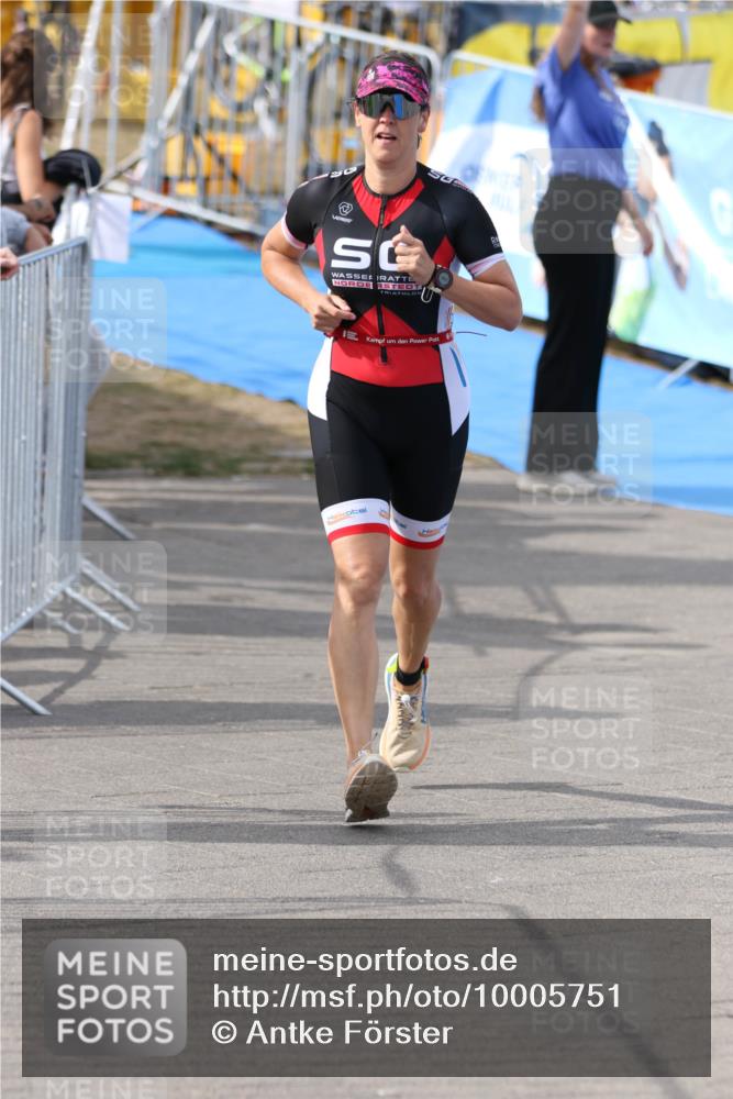 16.08.2026 - KN Förde Triathlon 2026 Antke Förster http://msf.ph/oto/10005751 16.08.2026 16:06:20 Laufen  meine-sportfotos.de