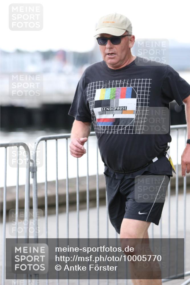 16.08.2026 - KN Förde Triathlon 2026 Antke Förster http://msf.ph/oto/10005770 16.08.2026 13:42:52 Laufen  meine-sportfotos.de