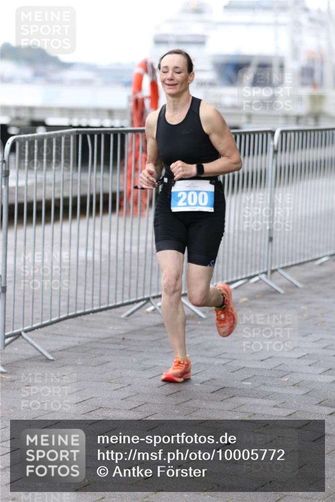 16.08.2026 - KN Förde Triathlon 2026 Antke Förster http://msf.ph/oto/10005772 16.08.2026 10:18:31 Laufen 200 meine-sportfotos.de