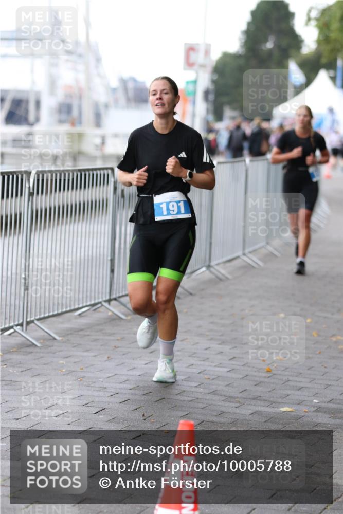 16.08.2026 - KN Förde Triathlon 2026 Antke Förster http://msf.ph/oto/10005788 16.08.2026 10:18:37 Laufen 191 meine-sportfotos.de