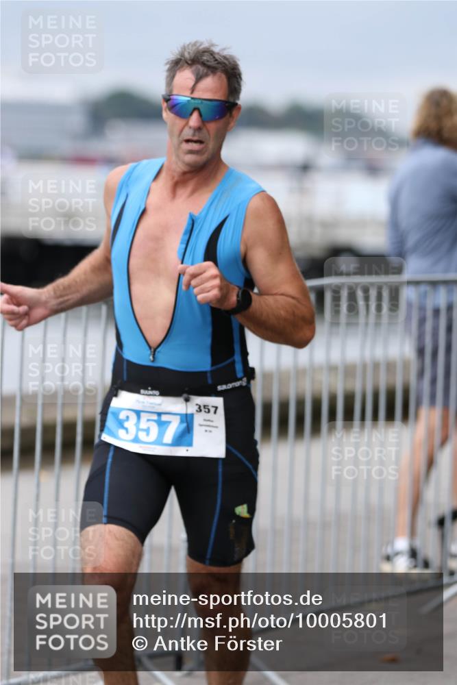 16.08.2026 - KN Förde Triathlon 2026 Antke Förster http://msf.ph/oto/10005801 16.08.2026 11:58:21 Laufen 357, 357 meine-sportfotos.de
