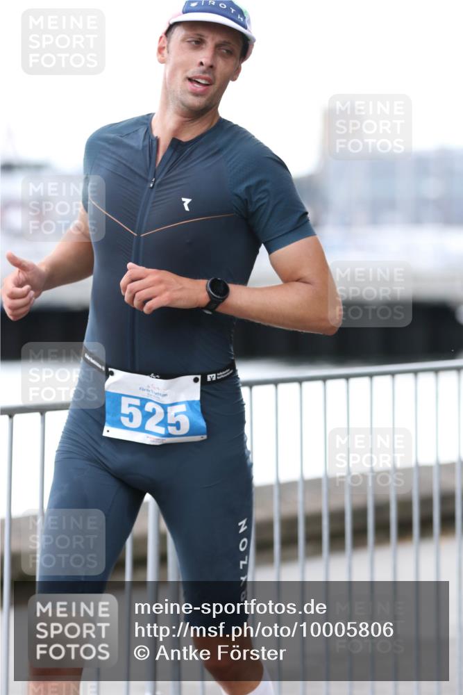 16.08.2026 - KN Förde Triathlon 2026 Antke Förster http://msf.ph/oto/10005806 16.08.2026 13:43:10 Laufen 525 meine-sportfotos.de