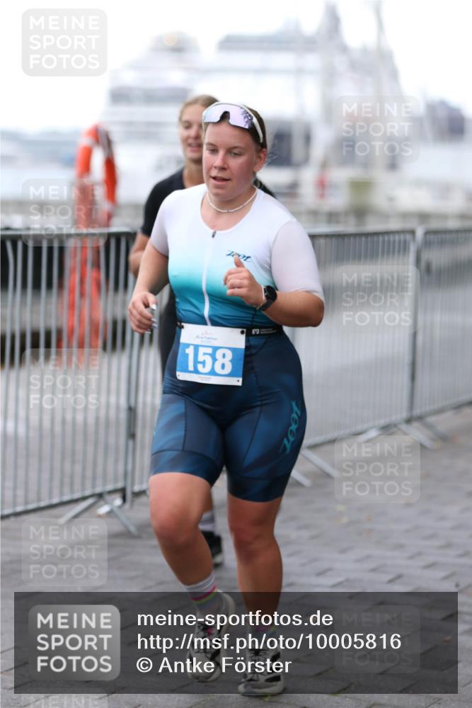 16.08.2026 - KN Förde Triathlon 2026 Antke Förster http://msf.ph/oto/10005816 16.08.2026 10:18:42 Laufen 158 meine-sportfotos.de