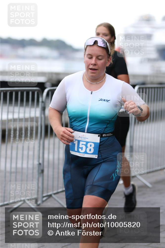 16.08.2026 - KN Förde Triathlon 2026 Antke Förster http://msf.ph/oto/10005820 16.08.2026 10:18:42 Laufen 2026, 158, 7001, 2001 meine-sportfotos.de