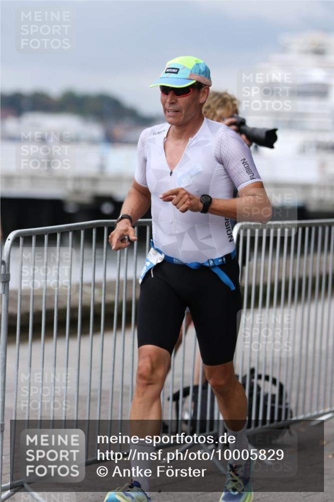 16.08.2026 - KN Förde Triathlon 2026 Antke Förster http://msf.ph/oto/10005829 16.08.2026 11:58:27 Laufen  meine-sportfotos.de