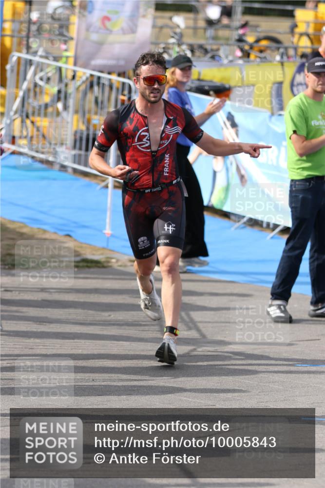 16.08.2026 - KN Förde Triathlon 2026 Antke Förster http://msf.ph/oto/10005843 16.08.2026 16:13:26 Laufen  meine-sportfotos.de