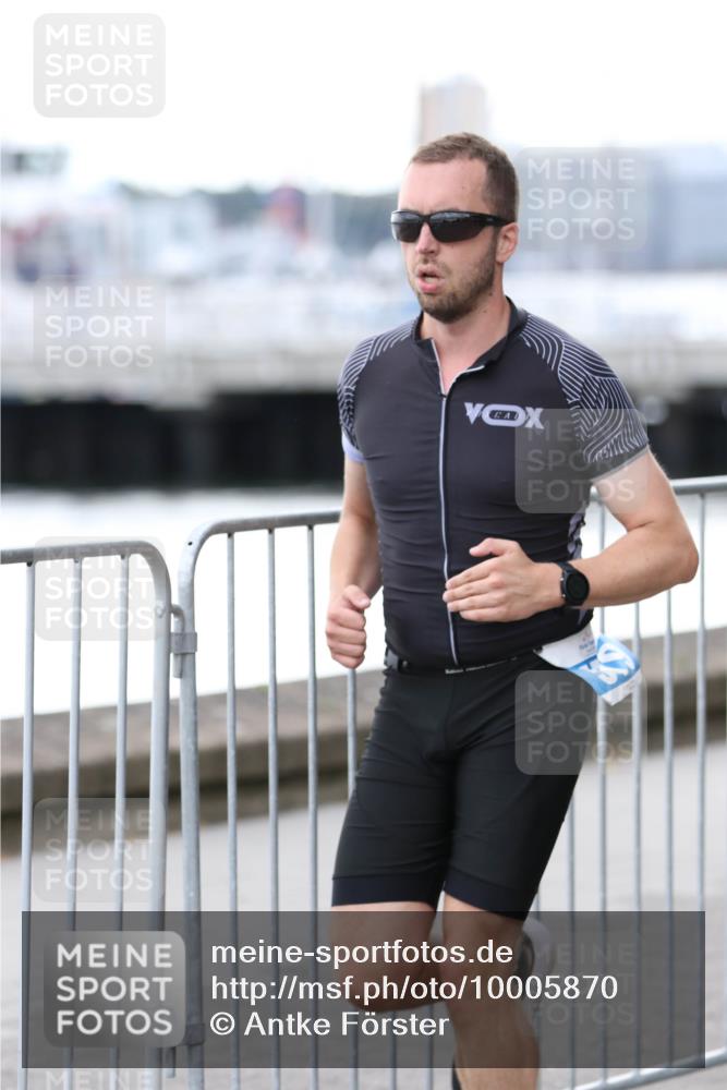 16.08.2026 - KN Förde Triathlon 2026 Antke Förster http://msf.ph/oto/10005870 16.08.2026 13:43:33 Laufen  meine-sportfotos.de