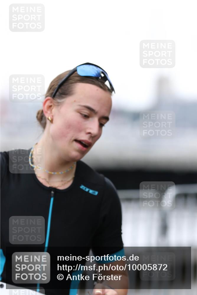16.08.2026 - KN Förde Triathlon 2026 Antke Förster http://msf.ph/oto/10005872 16.08.2026 10:19:13 Laufen  meine-sportfotos.de