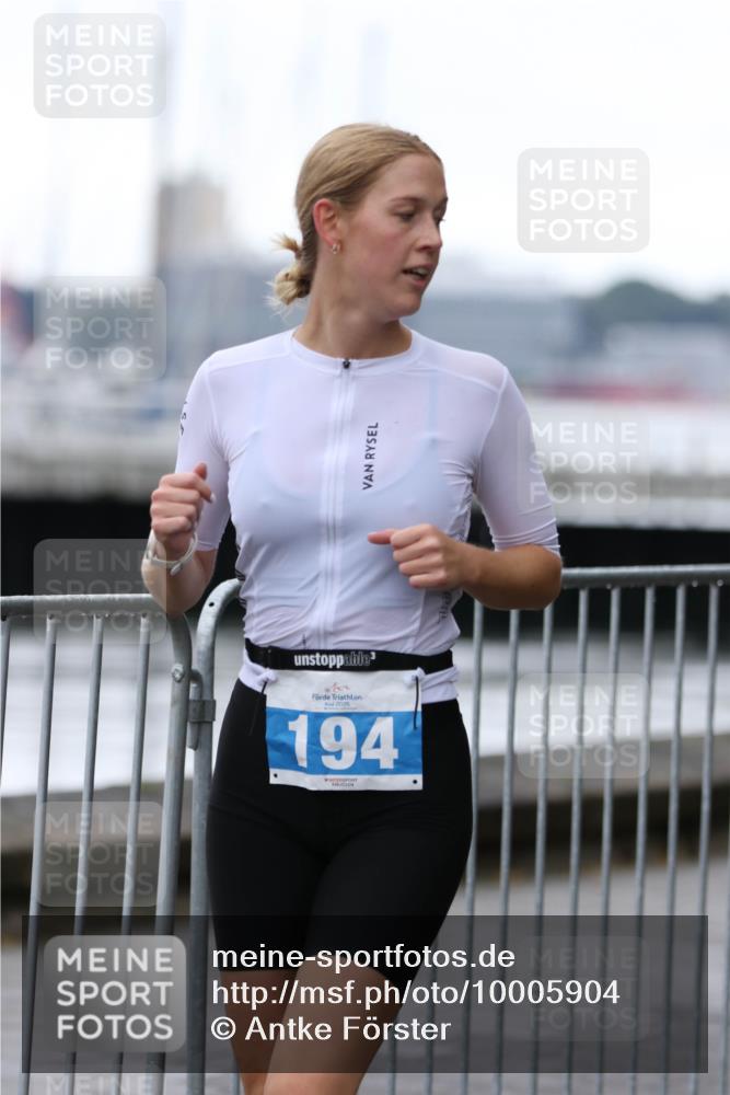 16.08.2026 - KN Förde Triathlon 2026 Antke Förster http://msf.ph/oto/10005904 16.08.2026 10:19:20 Laufen 194 meine-sportfotos.de