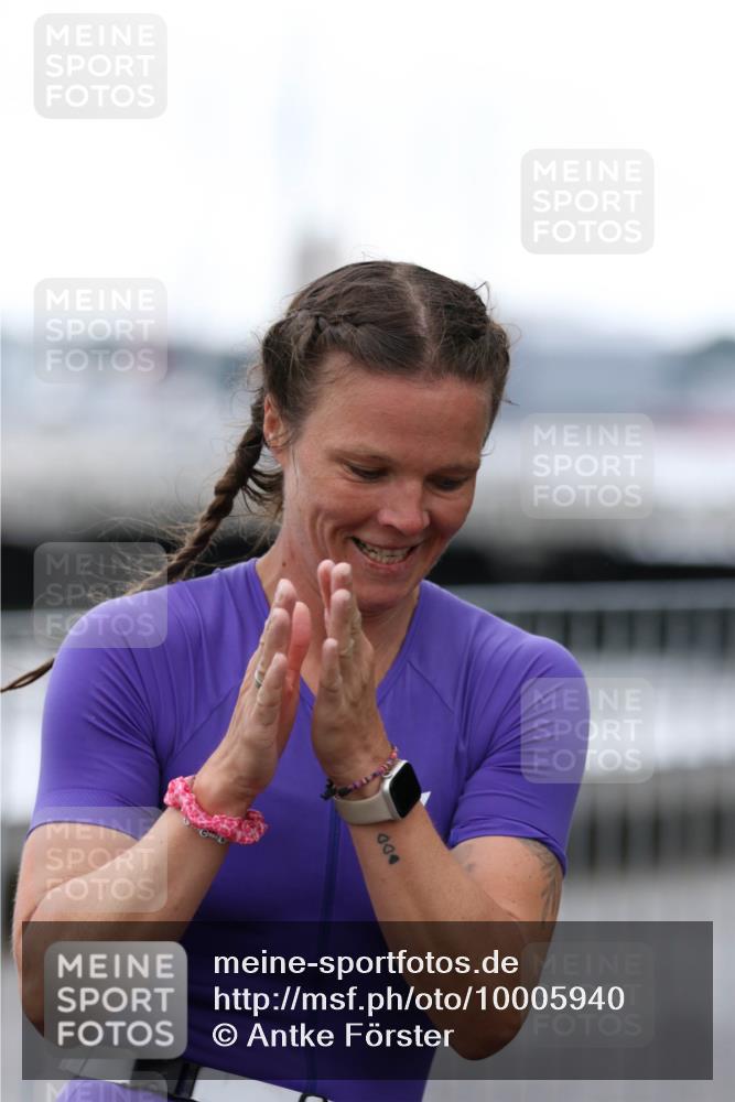 16.08.2026 - KN Förde Triathlon 2026 Antke Förster http://msf.ph/oto/10005940 16.08.2026 10:19:27 Laufen 100 meine-sportfotos.de