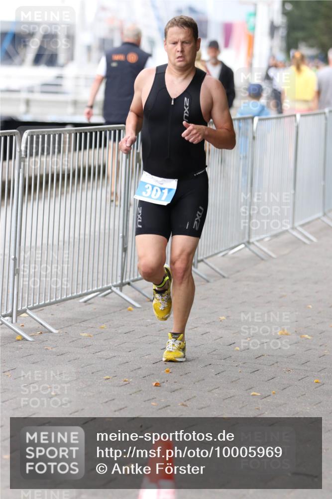 16.08.2026 - KN Förde Triathlon 2026 Antke Förster http://msf.ph/oto/10005969 16.08.2026 11:59:09 Laufen 301 meine-sportfotos.de