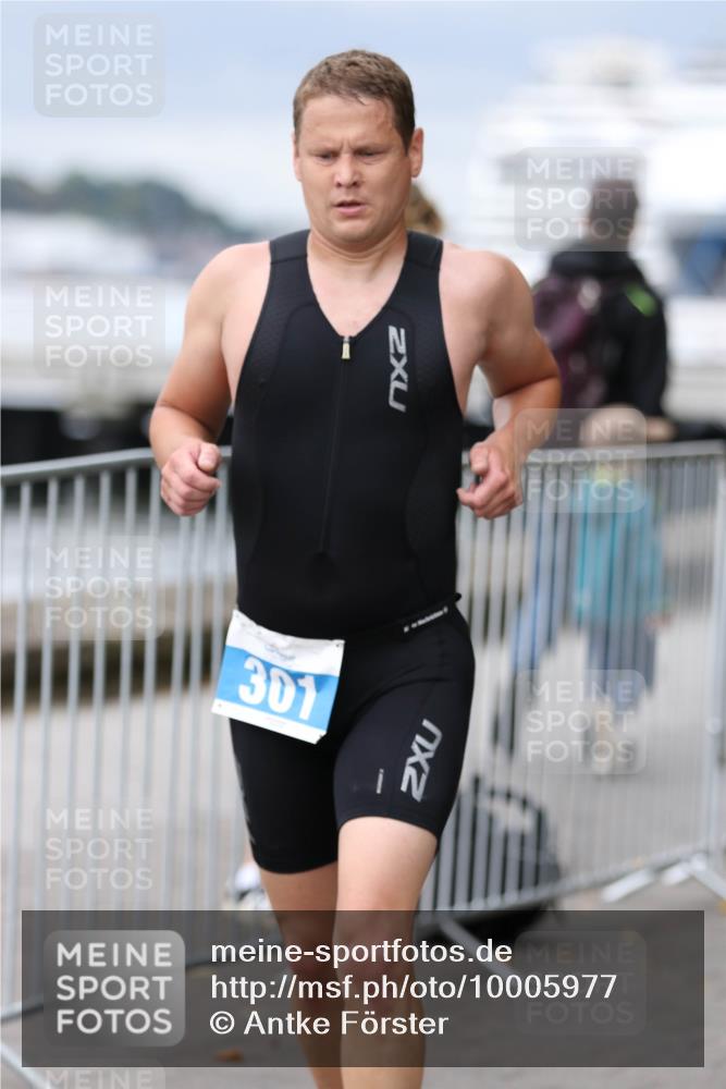 16.08.2026 - KN Förde Triathlon 2026 Antke Förster http://msf.ph/oto/10005977 16.08.2026 11:59:11 Laufen 301 meine-sportfotos.de
