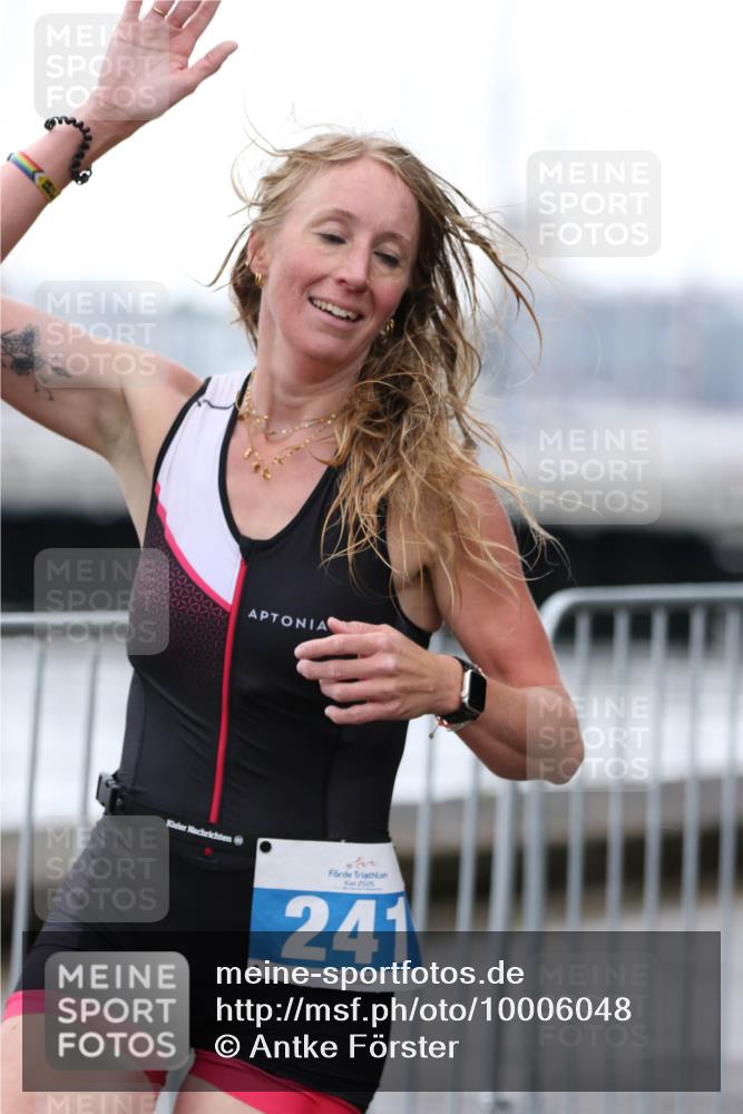 16.08.2026 - KN Förde Triathlon 2026 Antke Förster http://msf.ph/oto/10006048 16.08.2026 10:20:06 Laufen 2026, 241 meine-sportfotos.de