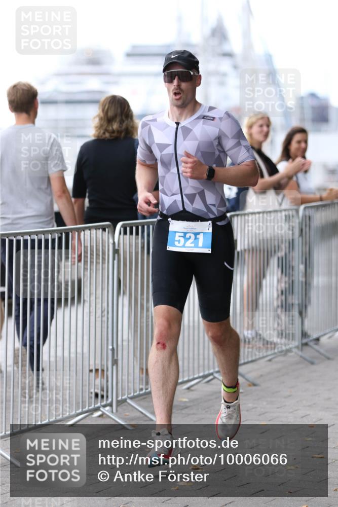 16.08.2026 - KN Förde Triathlon 2026 Antke Förster http://msf.ph/oto/10006066 16.08.2026 13:44:28 Laufen 521 meine-sportfotos.de