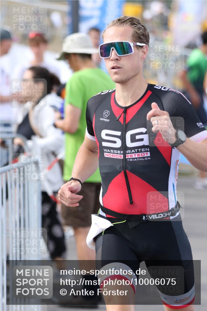 16.08.2026 - KN Förde Triathlon 2026 Antke Förster http://msf.ph/oto/10006075 16.08.2026 16:23:51 Laufen  meine-sportfotos.de