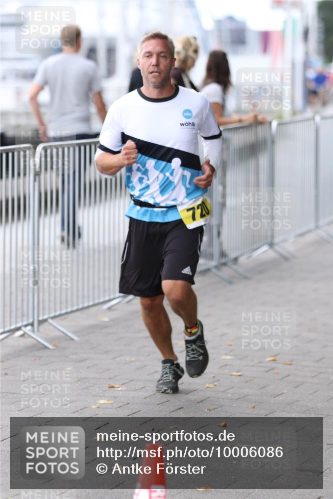 16.08.2026 - KN Förde Triathlon 2026 Antke Förster http://msf.ph/oto/10006086 16.08.2026 13:44:33 Laufen 720 meine-sportfotos.de