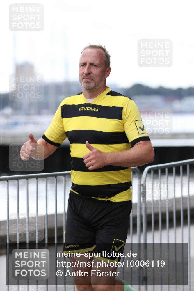 16.08.2026 - KN Förde Triathlon 2026 Antke Förster http://msf.ph/oto/10006119 16.08.2026 13:44:43 Laufen  meine-sportfotos.de