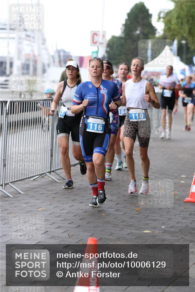 16.08.2026 - KN Förde Triathlon 2026 Antke Förster http://msf.ph/oto/10006129 16.08.2026 10:20:37 Laufen 125, 116, 184, 110 meine-sportfotos.de