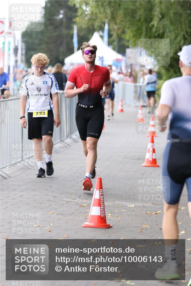 16.08.2026 - KN Förde Triathlon 2026 Antke Förster http://msf.ph/oto/10006143 16.08.2026 13:44:52 Laufen 2, 733 meine-sportfotos.de
