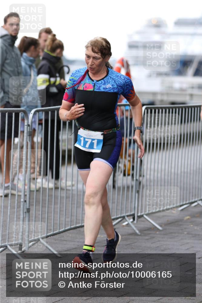 16.08.2026 - KN Förde Triathlon 2026 Antke Förster http://msf.ph/oto/10006165 16.08.2026 10:20:49 Laufen 171 meine-sportfotos.de