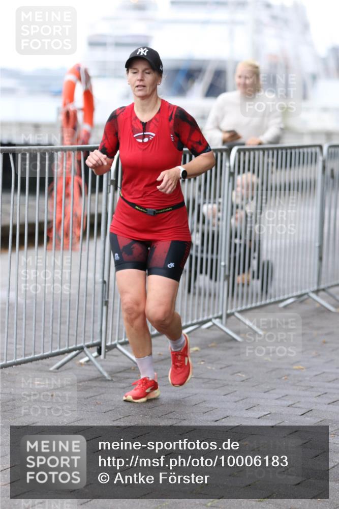 16.08.2026 - KN Förde Triathlon 2026 Antke Förster http://msf.ph/oto/10006183 16.08.2026 10:20:55 Laufen  meine-sportfotos.de