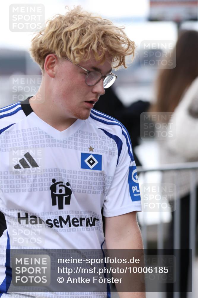 16.08.2026 - KN Förde Triathlon 2026 Antke Förster http://msf.ph/oto/10006185 16.08.2026 13:45:05 Laufen 10, 118701871, 7018 meine-sportfotos.de