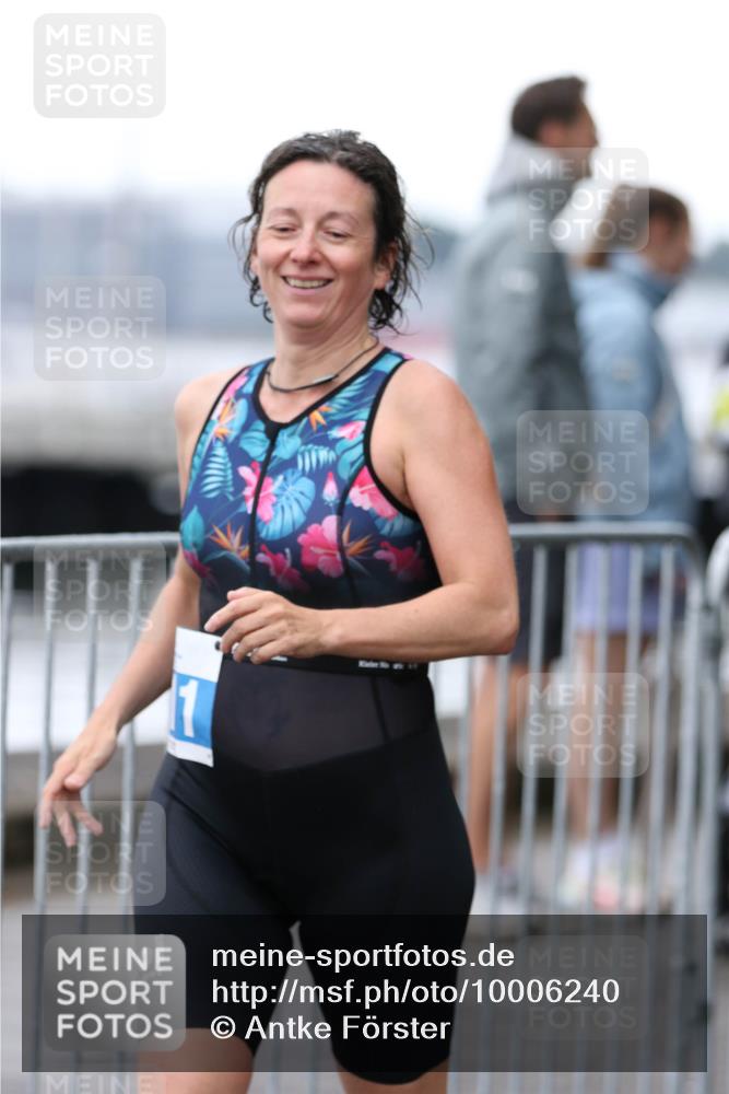 16.08.2026 - KN Förde Triathlon 2026 Antke Förster http://msf.ph/oto/10006240 16.08.2026 10:21:18 Laufen  meine-sportfotos.de