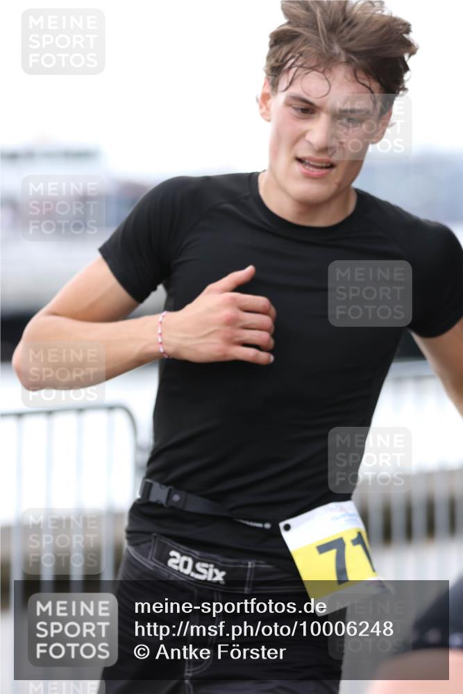 16.08.2026 - KN Förde Triathlon 2026 Antke Förster http://msf.ph/oto/10006248 16.08.2026 13:45:32 Laufen 20, 71 meine-sportfotos.de